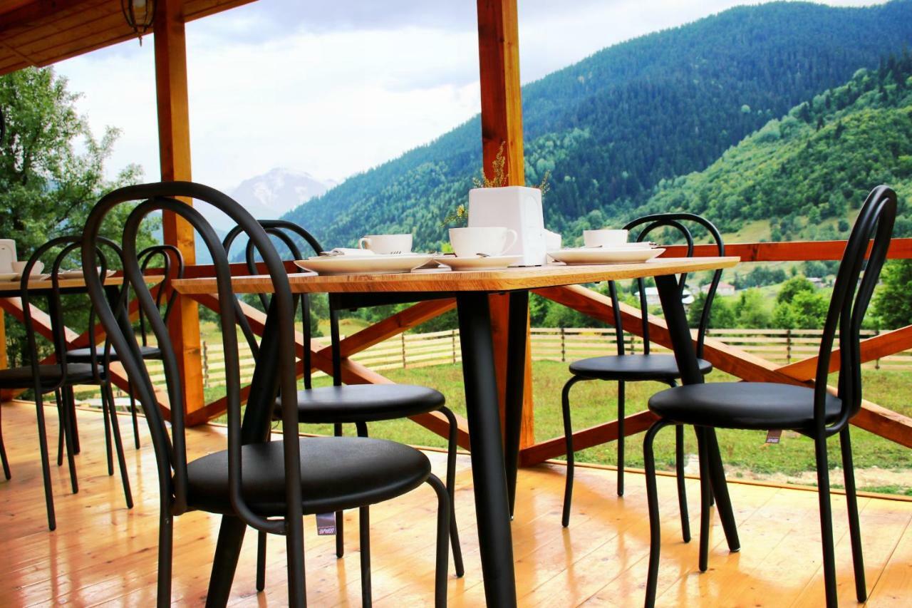 Hotel Ushba Hill Mestia Esterno foto